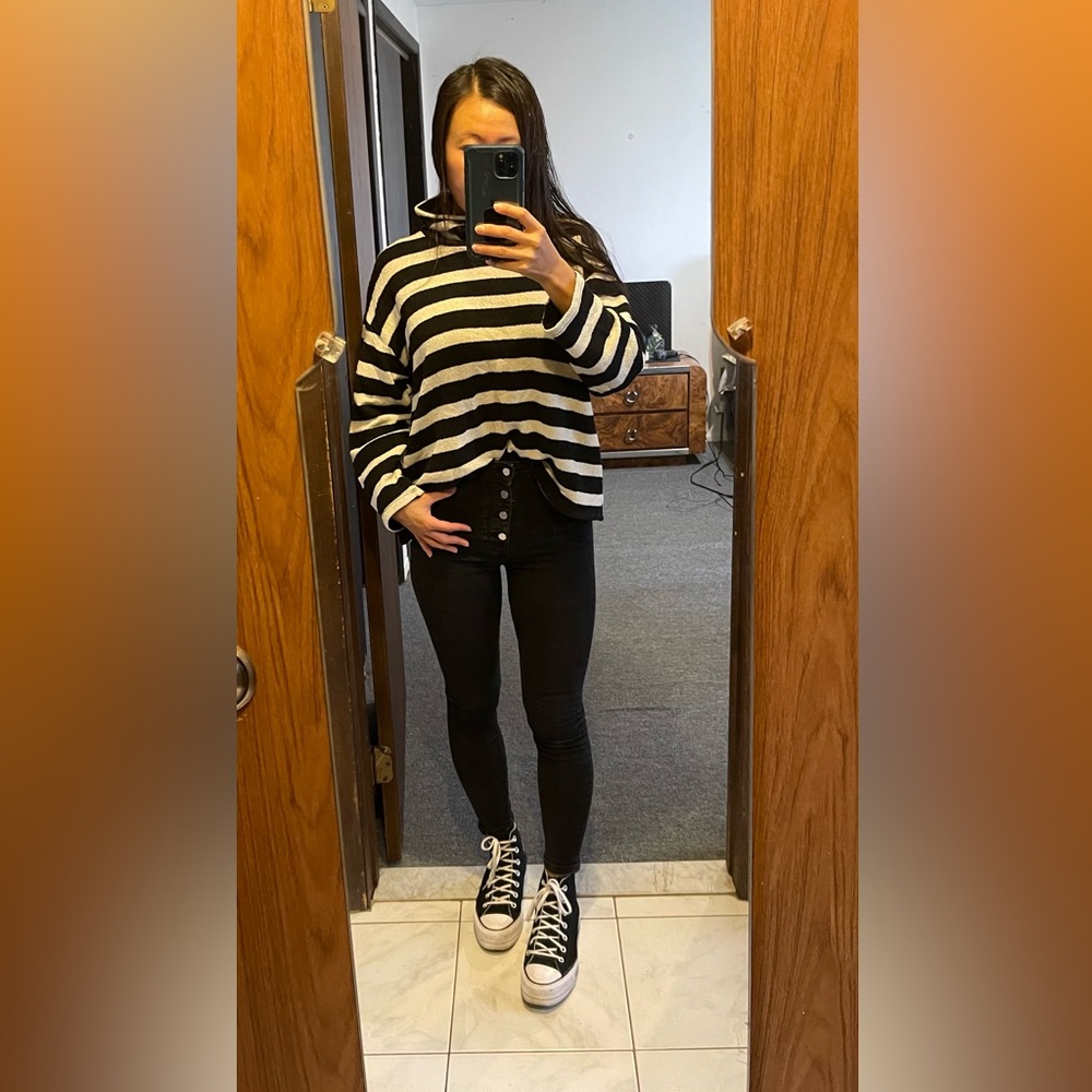 Zara. High rise washed out black jegging